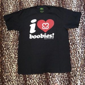 I love boobies T-shirt!